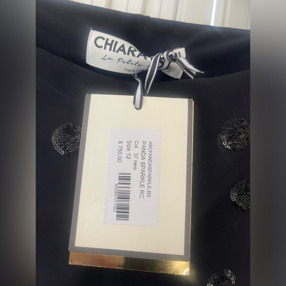 Chiara Boni. Model: Panda Sparkle. Sequin Dot embellished. Sheath silhouette. - Picture 6 of 6